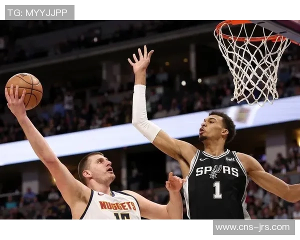 2004年NBA季后赛火箭与马刺激战回顾两队传奇对决的精彩瞬间与历史意义